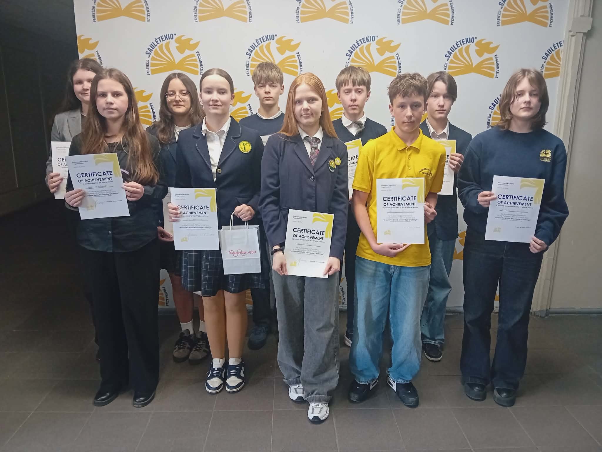 Kalbos atveria pasaulį sėkmė miesto viktorinoje