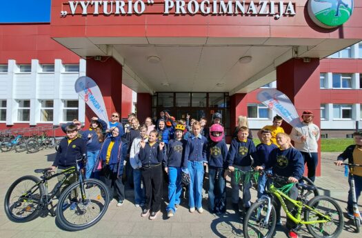 5a klasė edukaciniame užsiėmime „Riedanti karta“