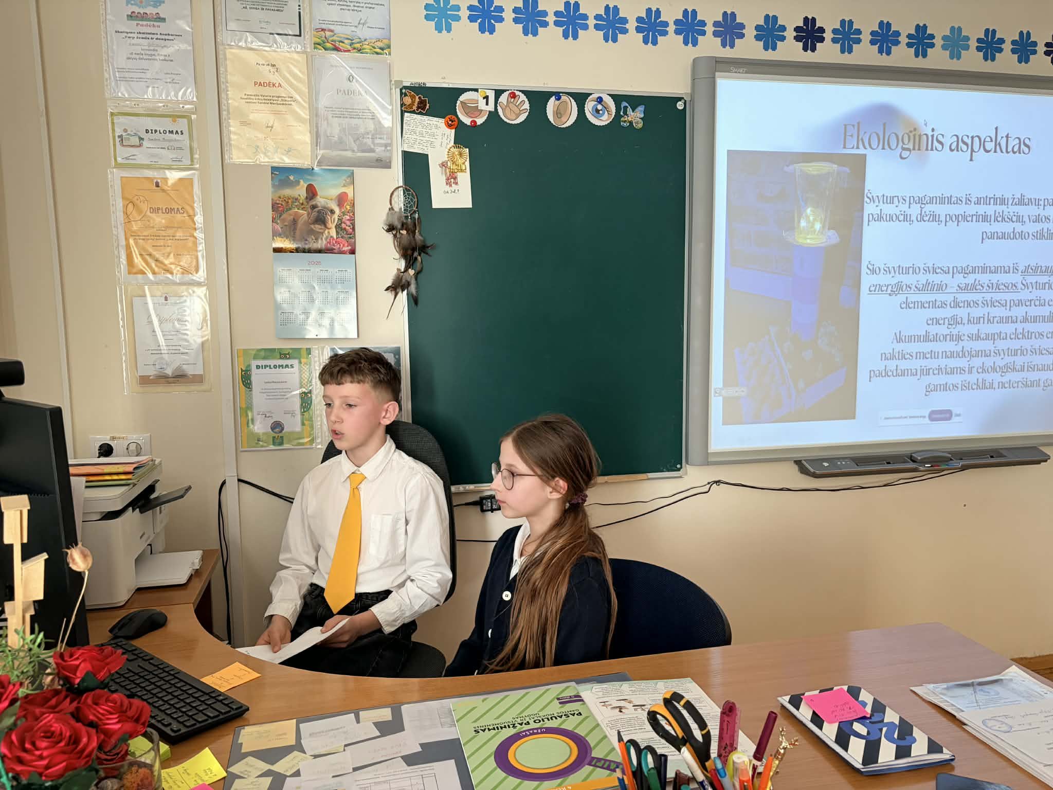 „Juventos STEAM-ukai kviečia draugus 6 Mažieji inžinieriai kuria ateitį“