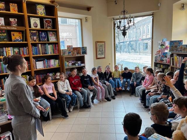 Lietuvių kalbos pamoka J. Masiulio knygyne