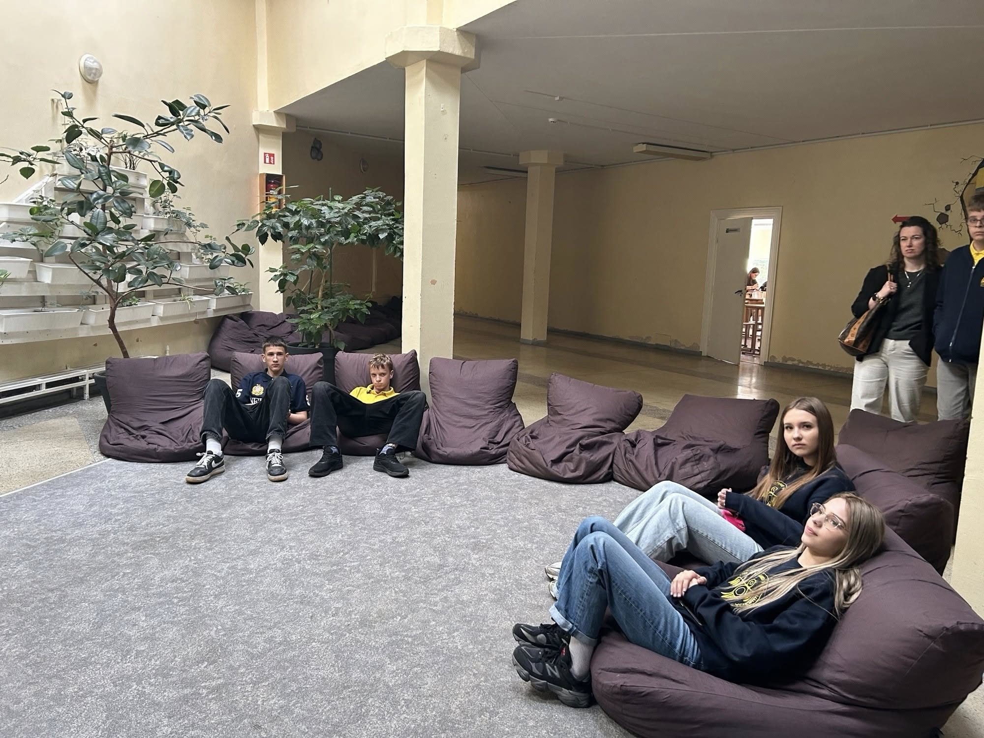 Aštuntokai lankėsi atvirų durų dienoje