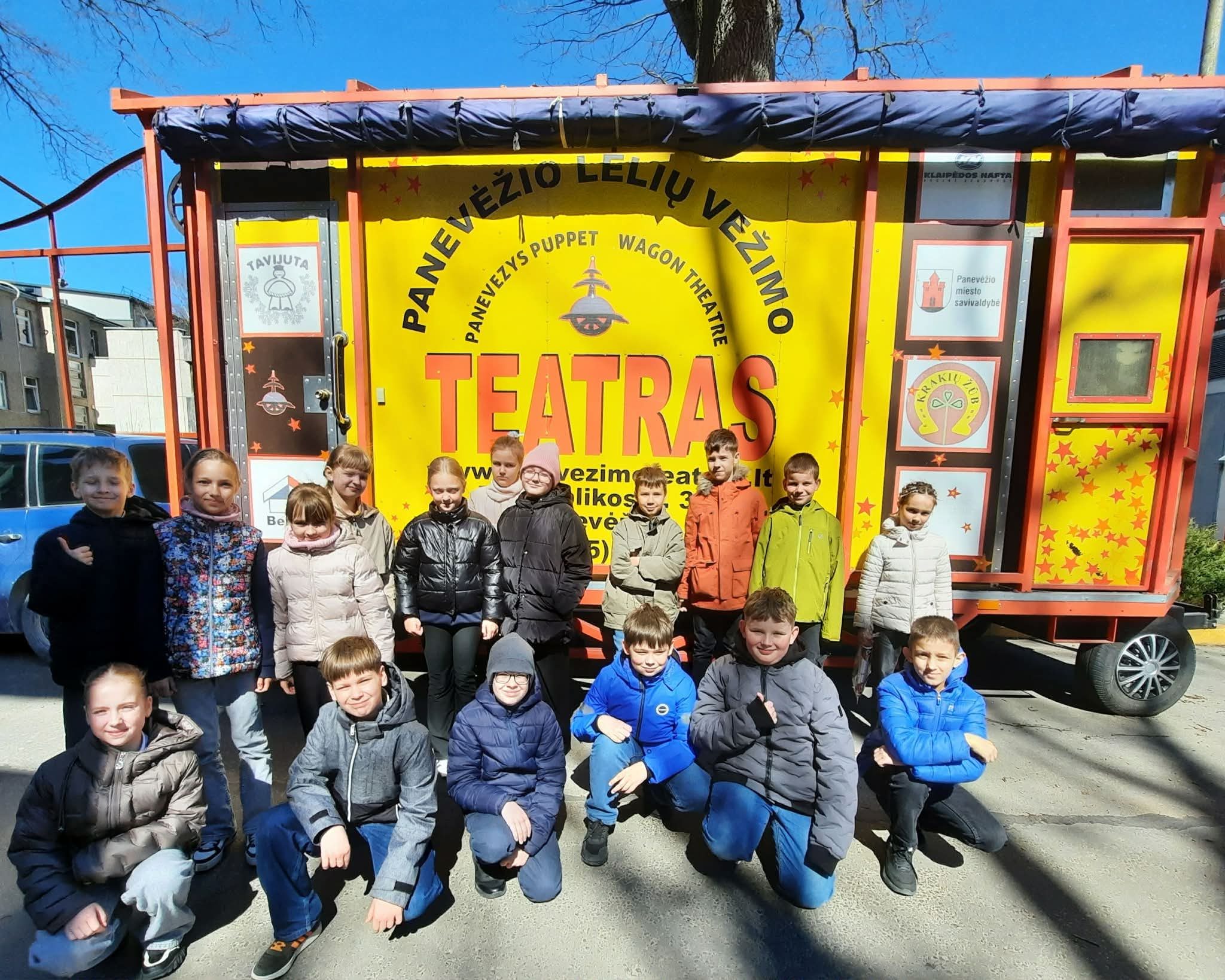 „Nuo lėlės iki spektaklio“.